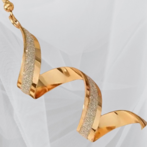 Earrings - Golden Spiral Design With Sequins Decor Dangle - Circular - NWT - Picture 2 of 4